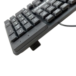 کیبورد سیمی XP مدل XP-8300Nاگر به‌دنبال خرید یک کیبورد باکیفیت، ساده و مناسب برای کارهای روزمره، تایپ و امور اداری هستید، XP-8300N از برند معتبر XP گزینه‌ای مقرون‌به‌صرفه و مطمئن است. طراحی استاندارد این کیبورد باعث شده که استفاده طولانی‌مدت از آن بدون خستگی و با دقت بالا صورت گیرد. ویژگی‌های کیبورد سیمی: طراحی کلاسیک و ارگونومیک با کلیدهای نرم و روان اتصال سیمی از طریق کابل USB با نصب آسان و بدون نیاز به درایور طراحی مقاوم با عمر طولانی کلیدها؛ مناسب برای تایپ‌های مکرر سازگار با سیستم‌عامل‌های ویندوز، مک و لینوکس چیدمان استاندارد کلیدها برای افزایش سرعت تایپ و بهره‌وری کیبورد سیمی مناسب برای: دانشجویان، کارمندان، کاربران خانگی، دفاتر و افرادی که به یک کیبورد بادوام و اقتصادی نیاز دارند. مشخصات کلی این کیبورد سیمی : (توضیحات کوتاه) نوع اتصال: با سیم نورپردازی صفحه کلید: بدون نورپردازی نوع سوییچ کیبورد: ممبران نوع رابط: USB ابعاد: ۴۲۸*۱۲۸*۲۴ میلی‌متر وزن: 580 گرم جنس بدنه: پلاستیک ABS طراحی: ارگونومیک دارای: منافذی برای خروج رطوبت طول سیم : ۱٫۵ متر تعداد کلید : ۱۰۴ کلید جزیره‌ای با حک فارسی و انگلیسی طول عمر : تا ۱۰ میلیون فشار پایه تنظیم ارتفاع : دارد
